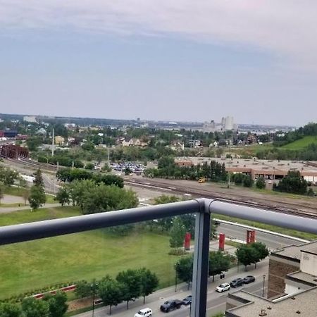 Furnished 1 Bedroom In East Village By Signature Suites Ltd Calgary Extérieur photo