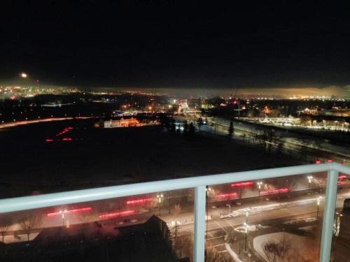 Furnished 1 Bedroom In East Village By Signature Suites Ltd Calgary Extérieur photo